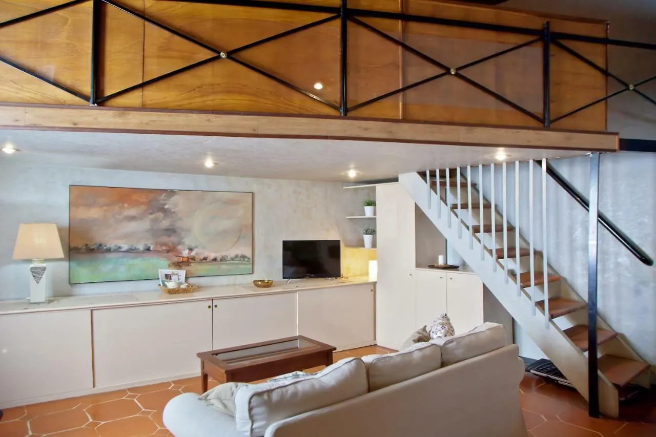 Frescobaldi Florence Apartment
